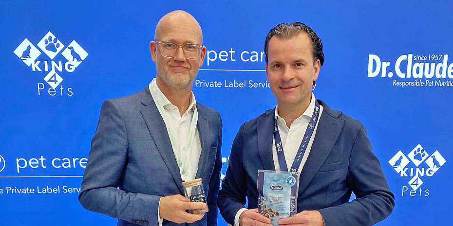 Alexander Gerards, managing partner of Dr.Clauder (right),and Herman Sloot, vice-presidentof commercial development at Calysta,are delighted with the successful cooperation.